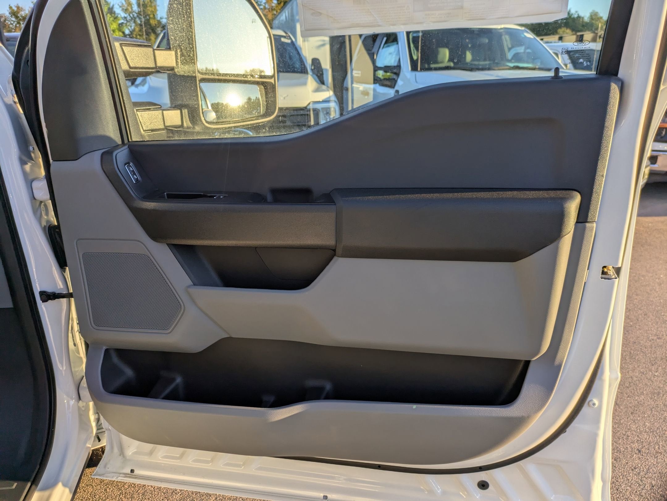 2026 Ford Super Duty F-350 DRW XL