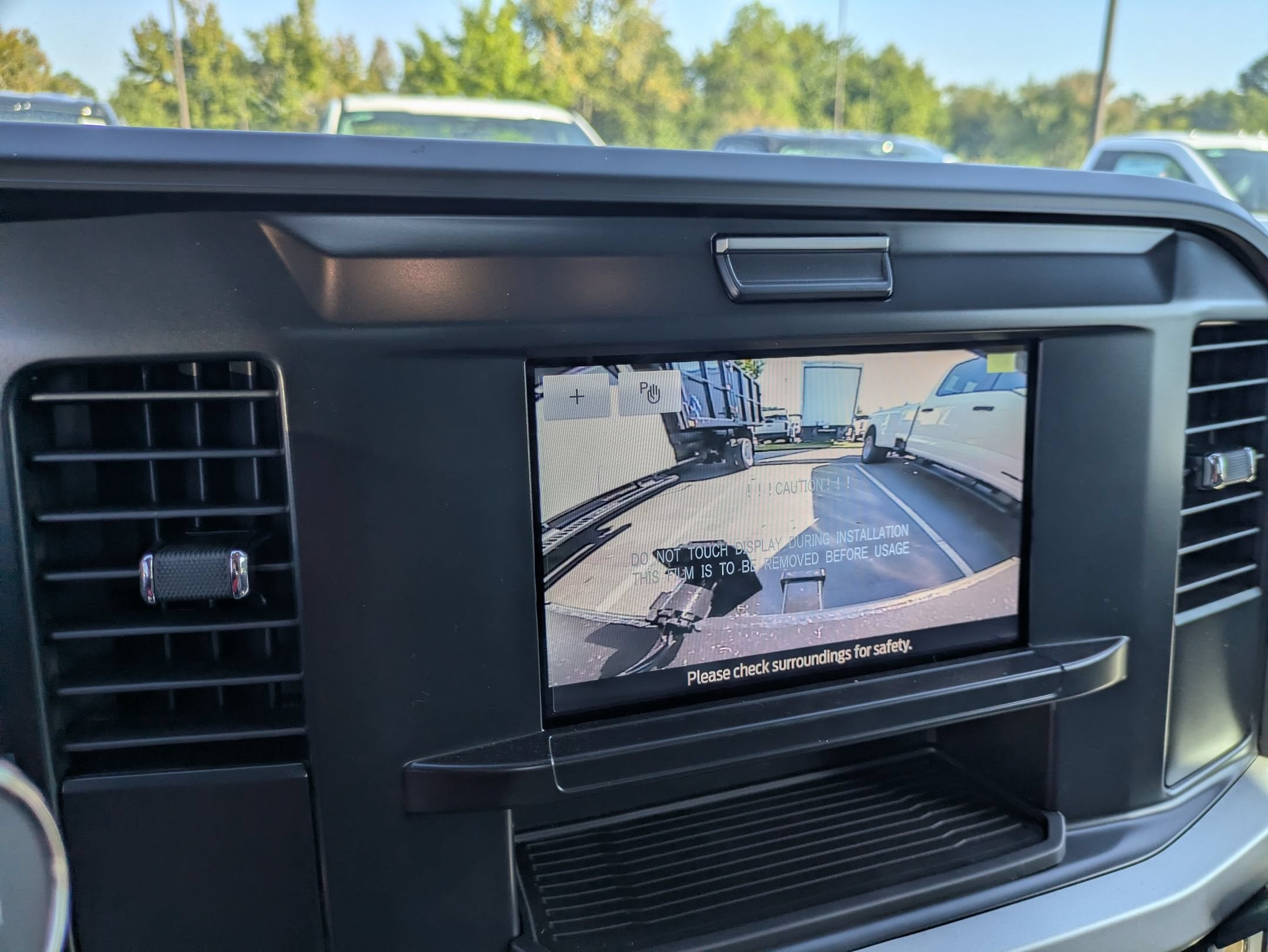 2027 Ford Super Duty F-350 DRW XL