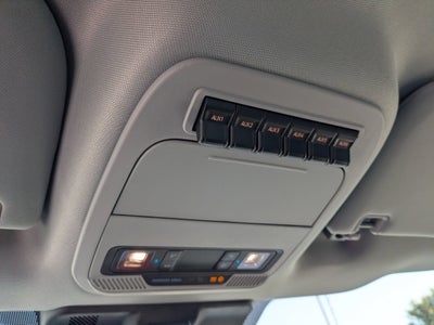2027 Ford Super Duty F-350 DRW XL
