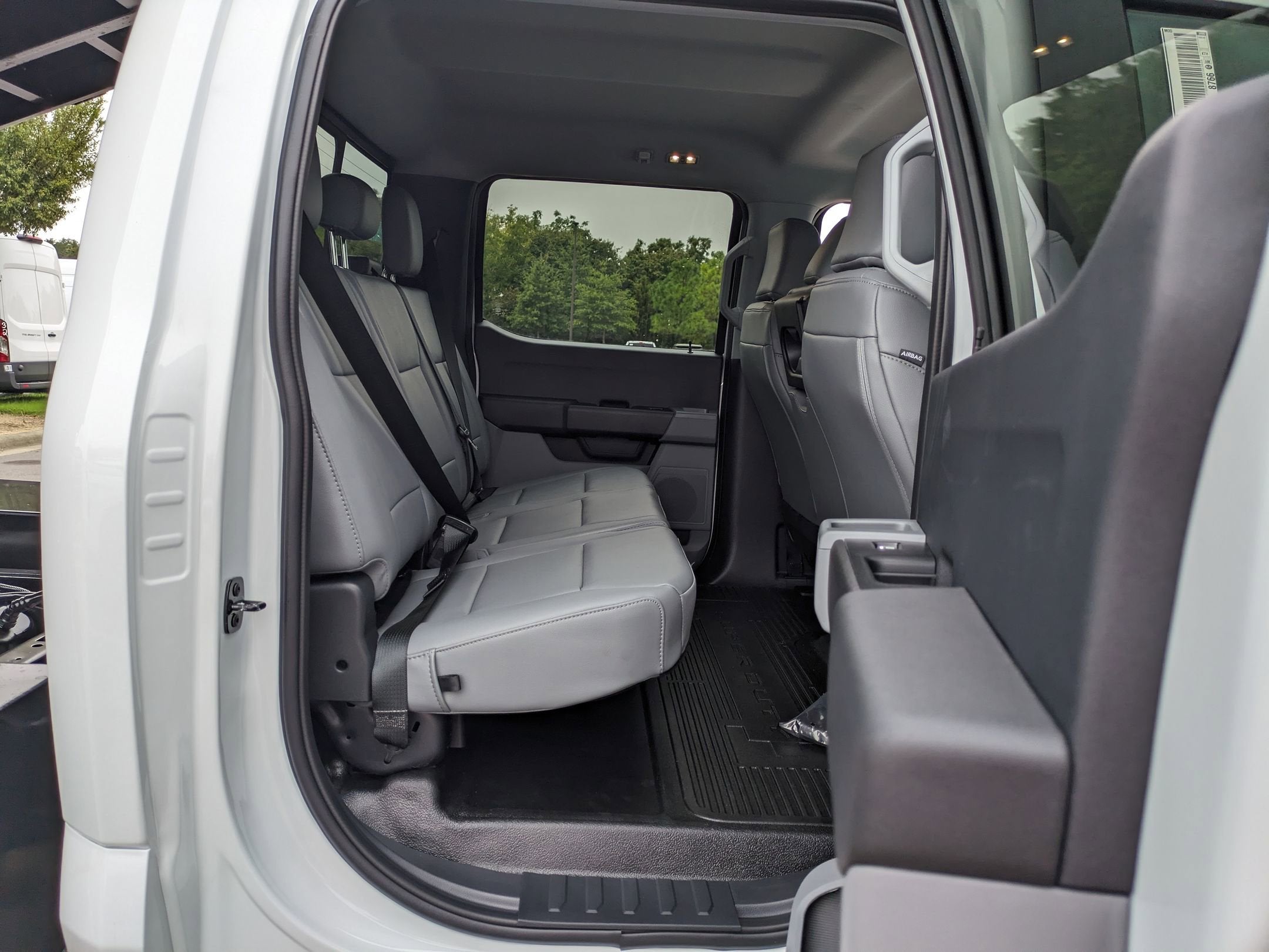 2025 Ford Super Duty F-550 DRW XL