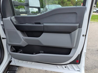 2026 Ford Super Duty F-550 DRW XL