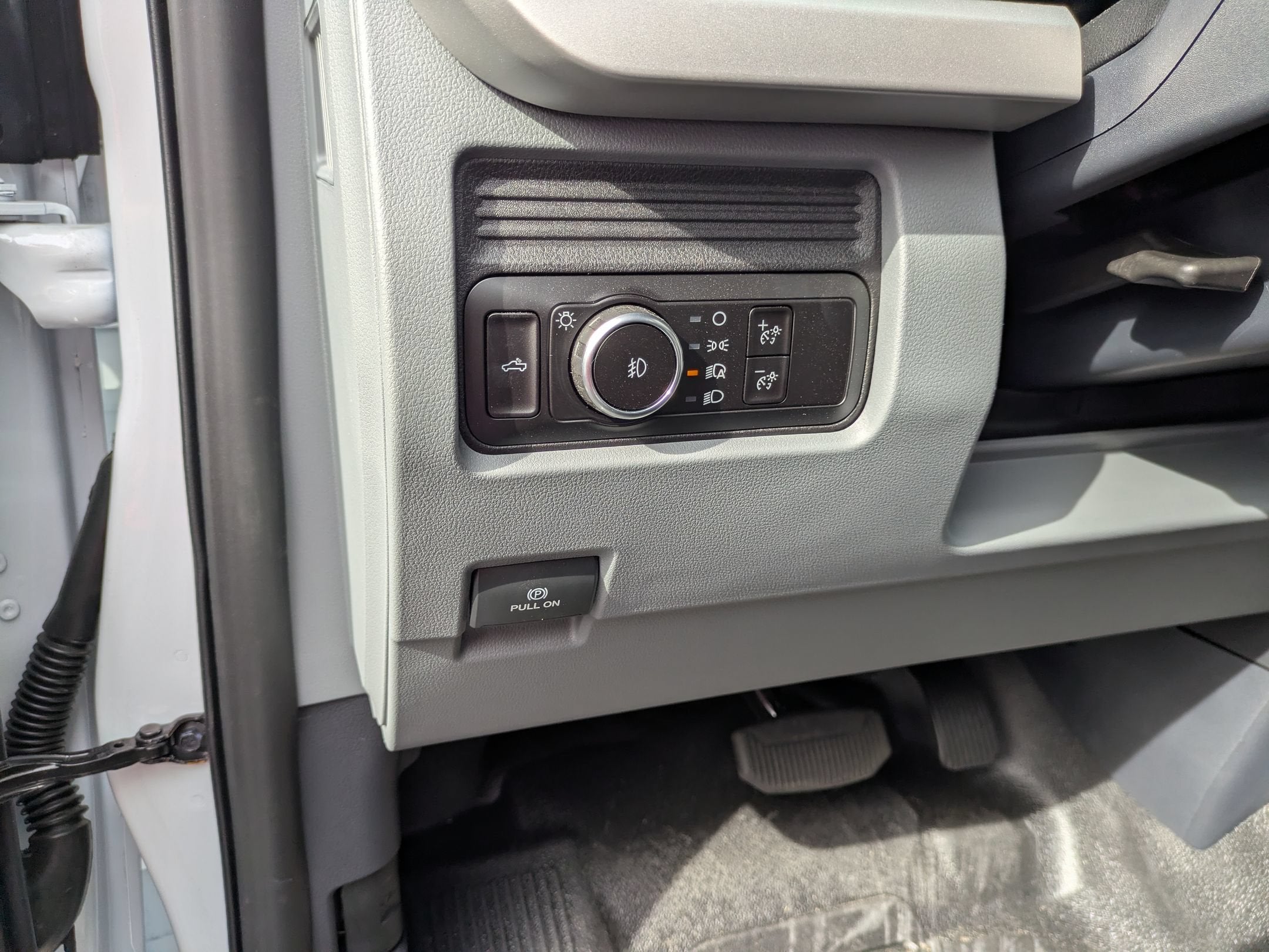 2026 Ford Super Duty F-550 DRW XL
