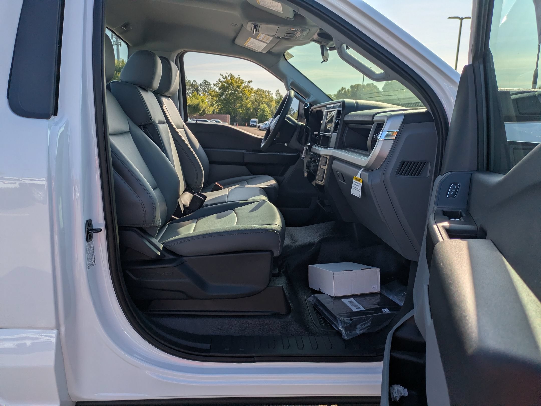 2026 Ford Super Duty F-550 DRW XL