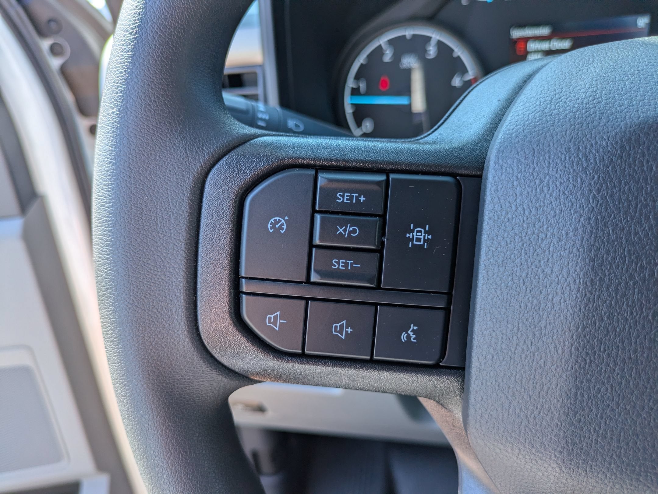 2026 Ford Super Duty F-550 DRW XL