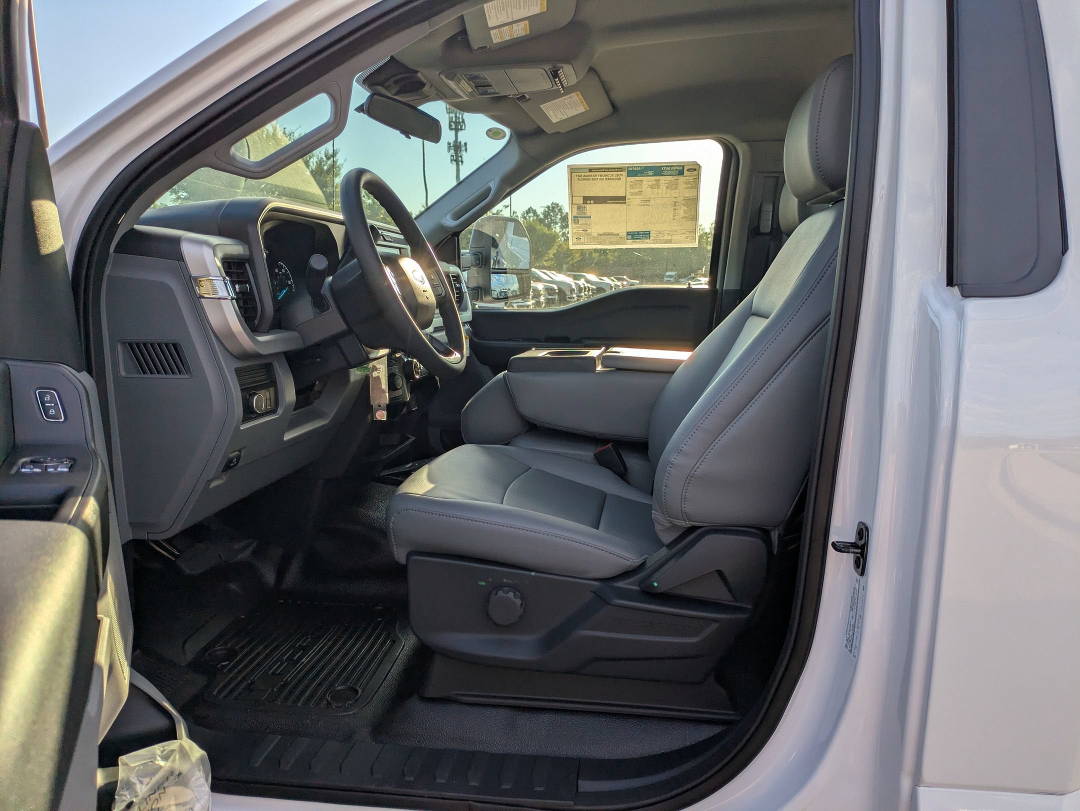 2026 Ford Super Duty F-550 DRW XL