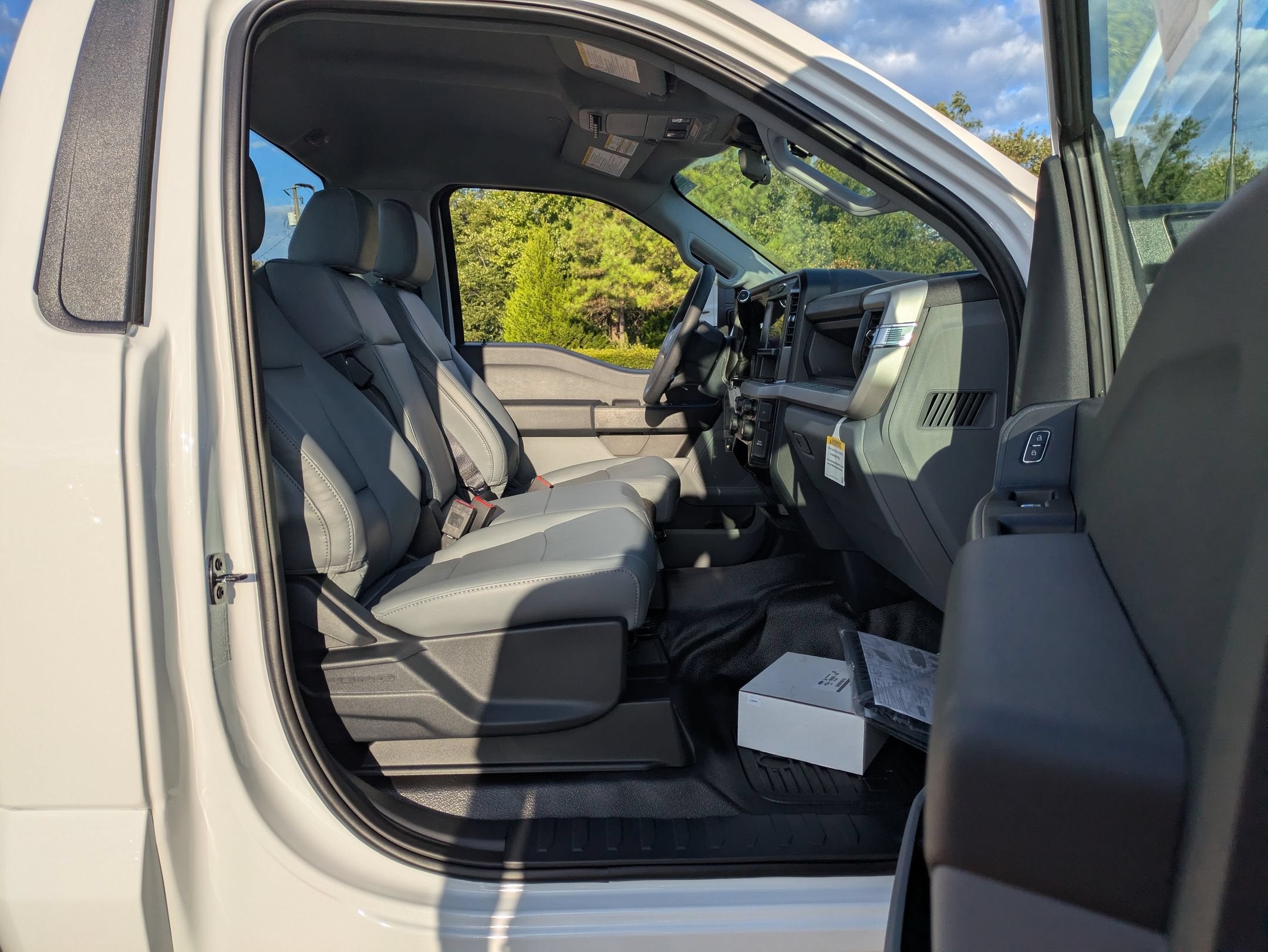 2026 Ford Super Duty F-550 DRW XL