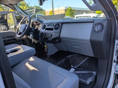 2027 Ford F-750SD Base