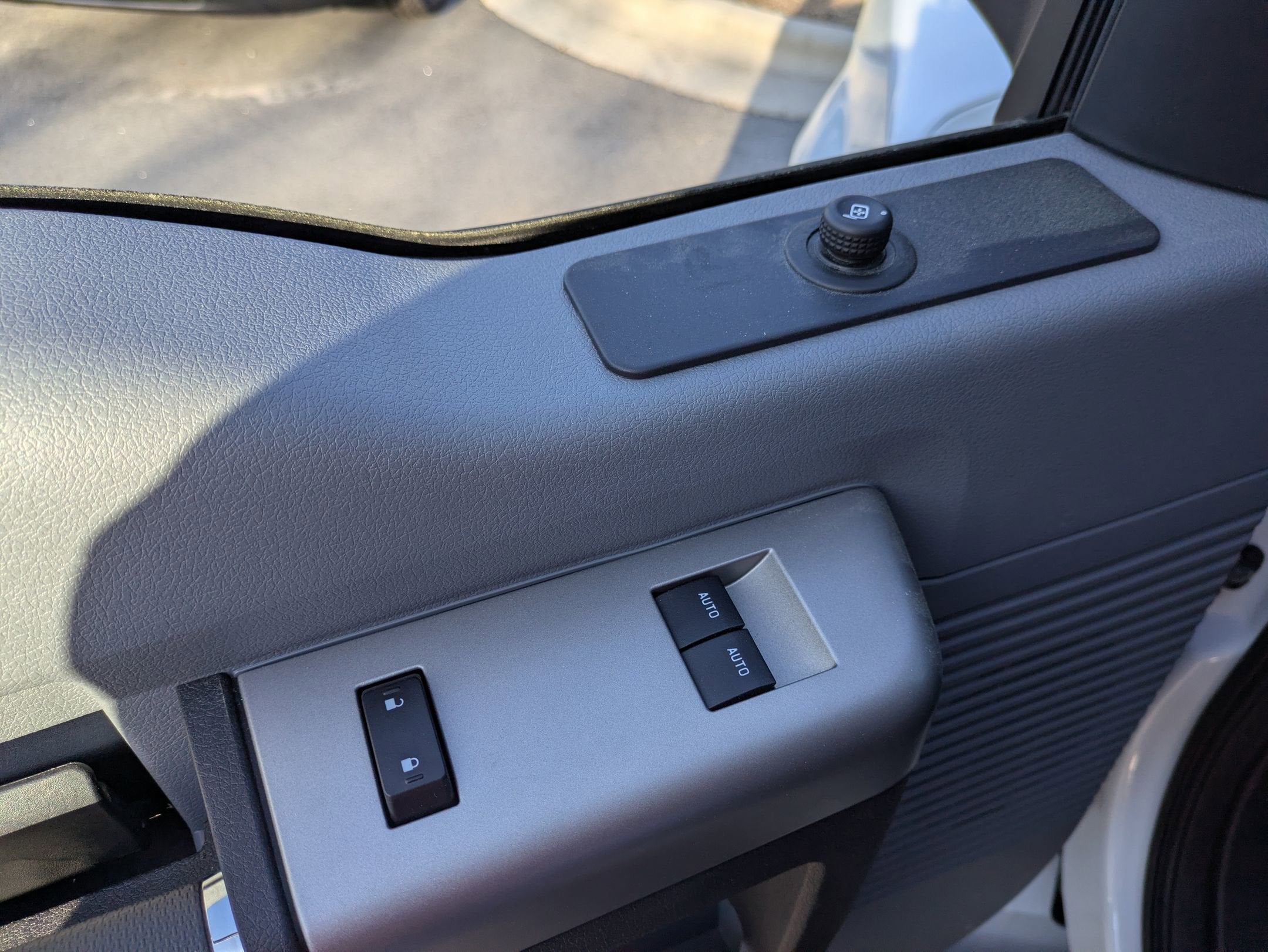 2027 Ford F-750SD Base