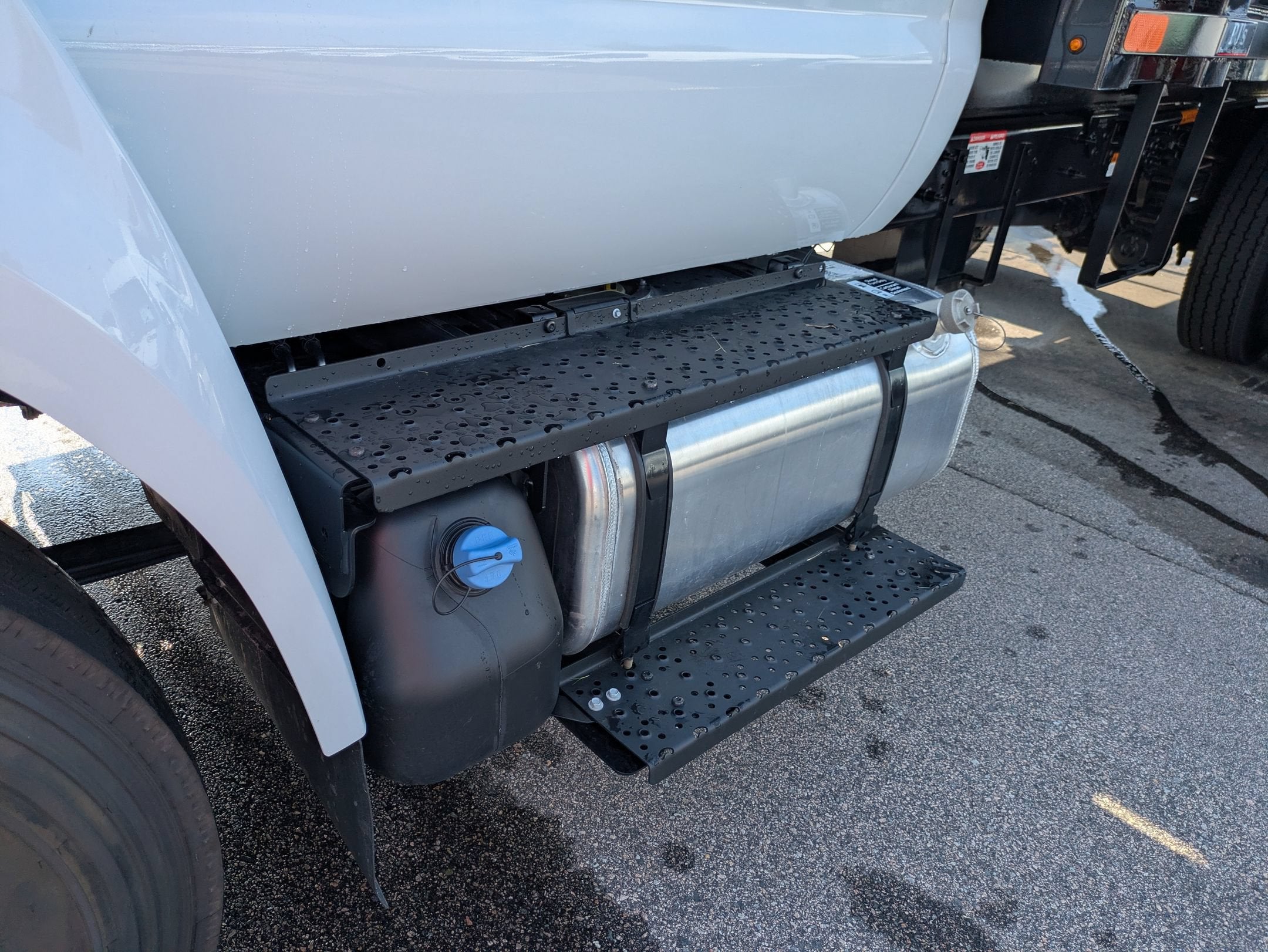 2027 Ford F-750SD Base