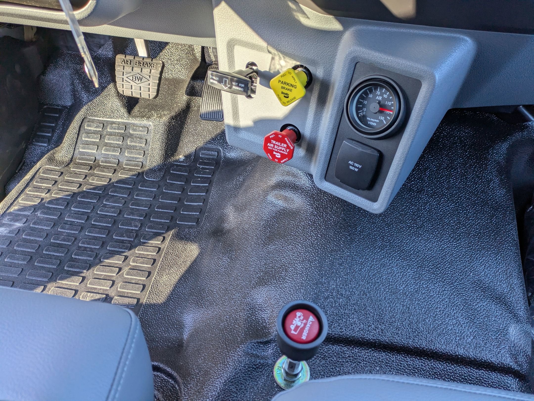 2026 Ford F-750SD Base