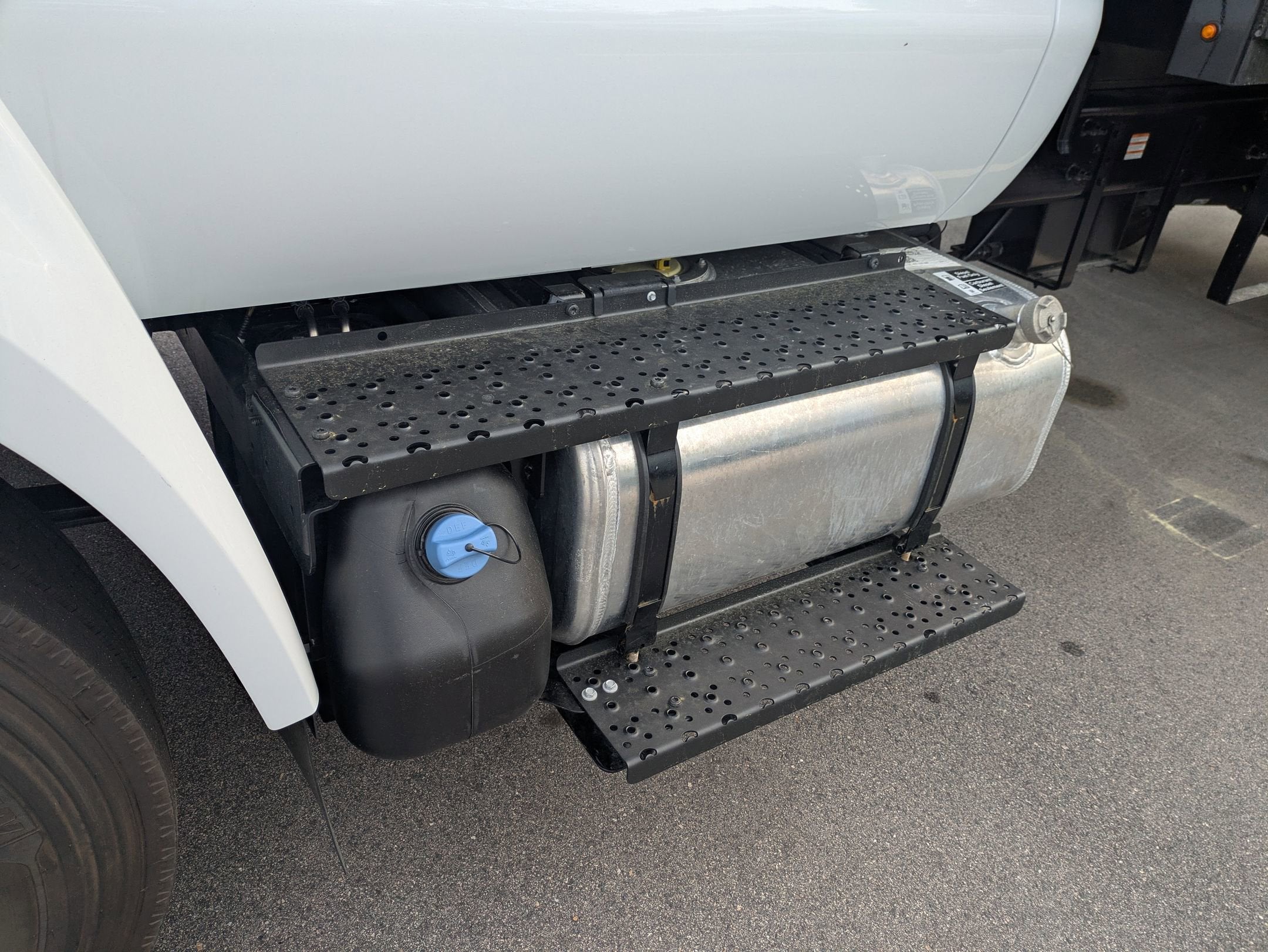 2027 Ford F-750SD Base