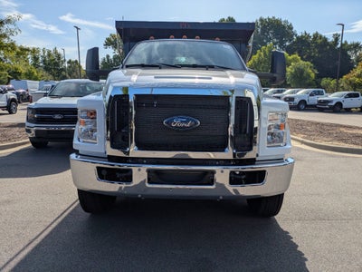 2027 Ford F-750SD Base
