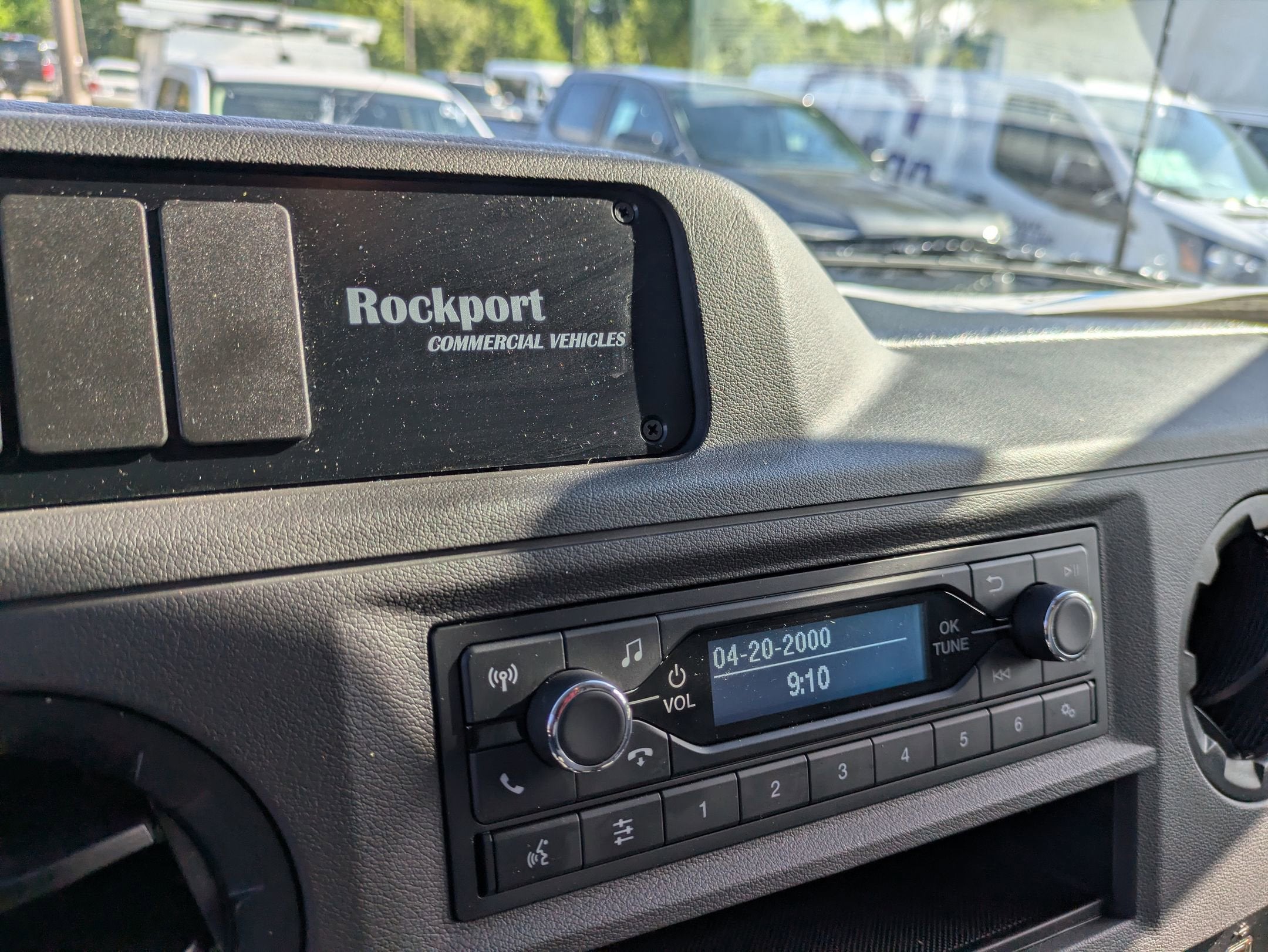 2027 Ford E-Series Cutaway Base