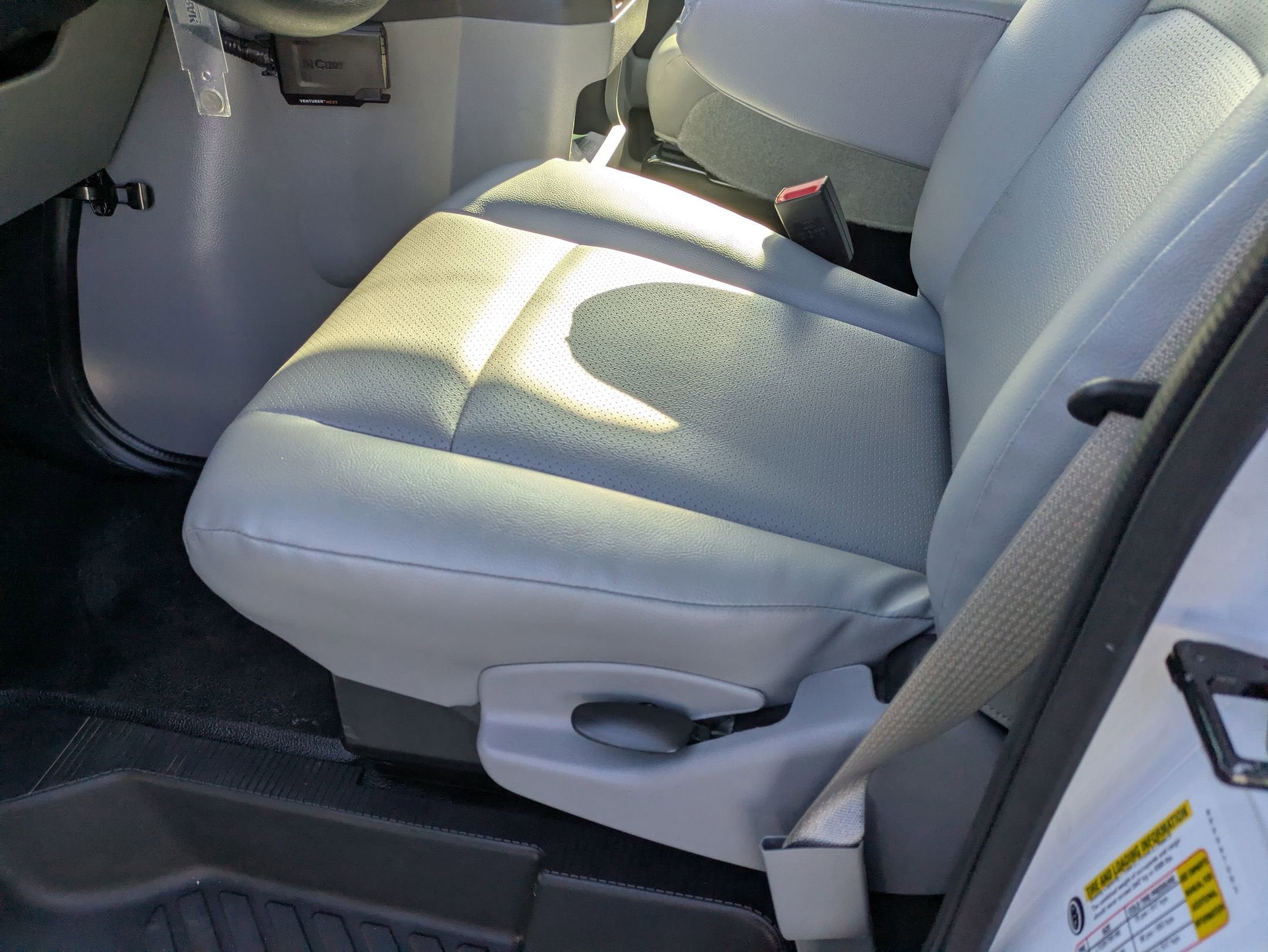 2027 Ford E-Series Cutaway Base