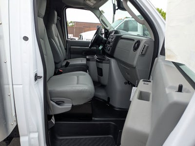2027 Ford E-Series Cutaway Base