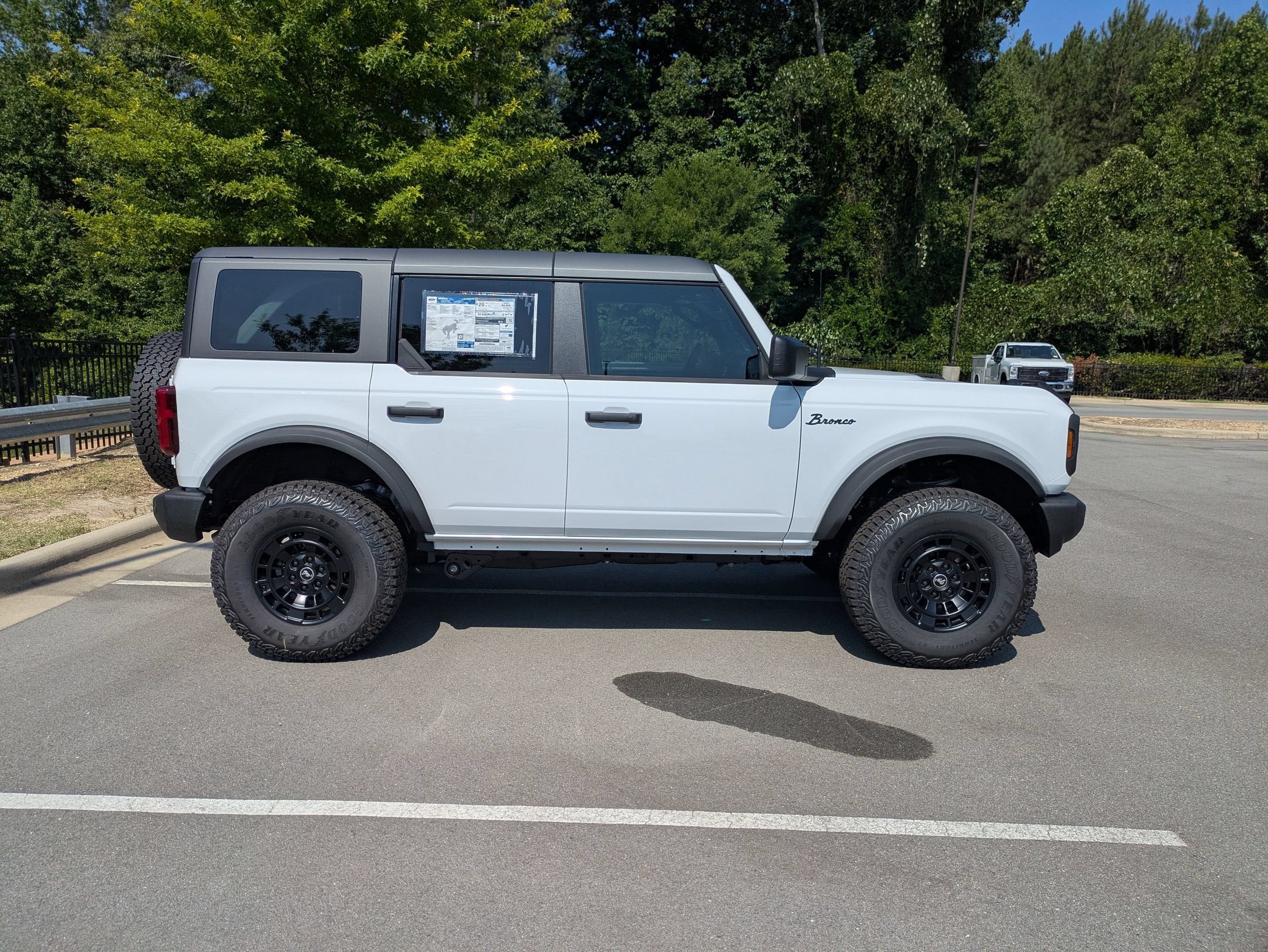 2026 Ford Bronco Big Bend Matte Black Accessory Package