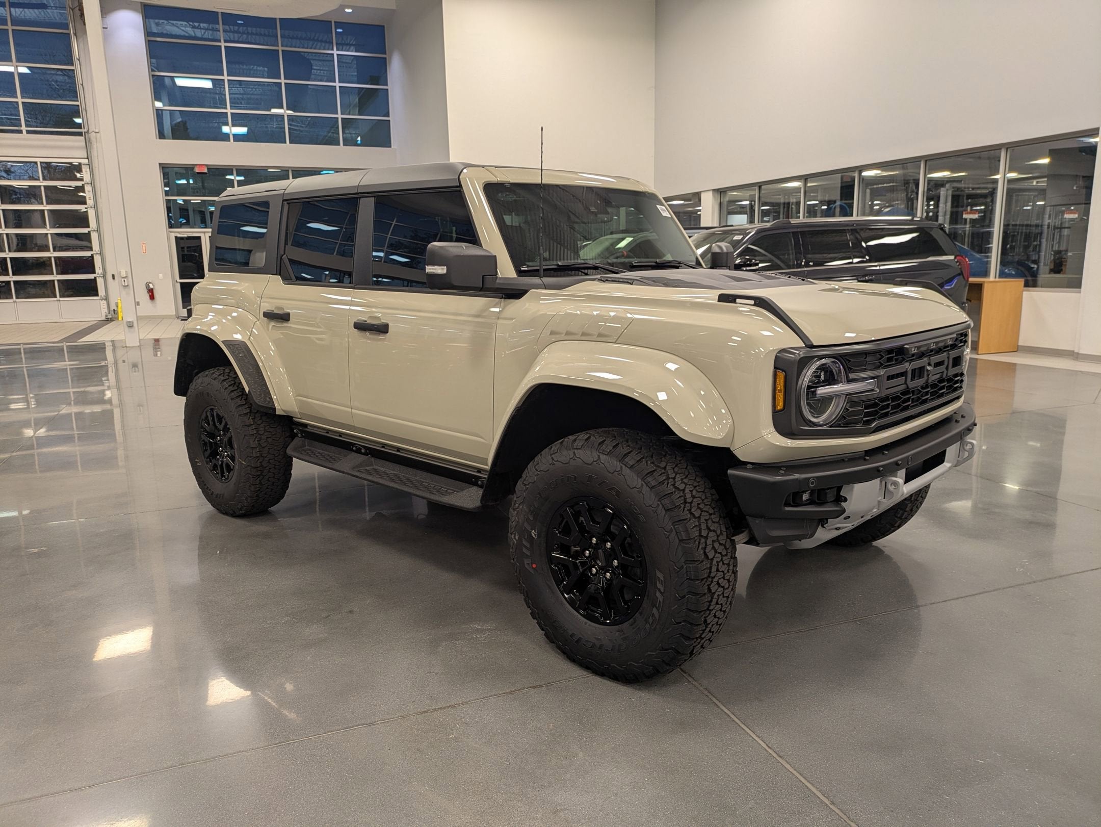 2025 Ford Bronco Raptor