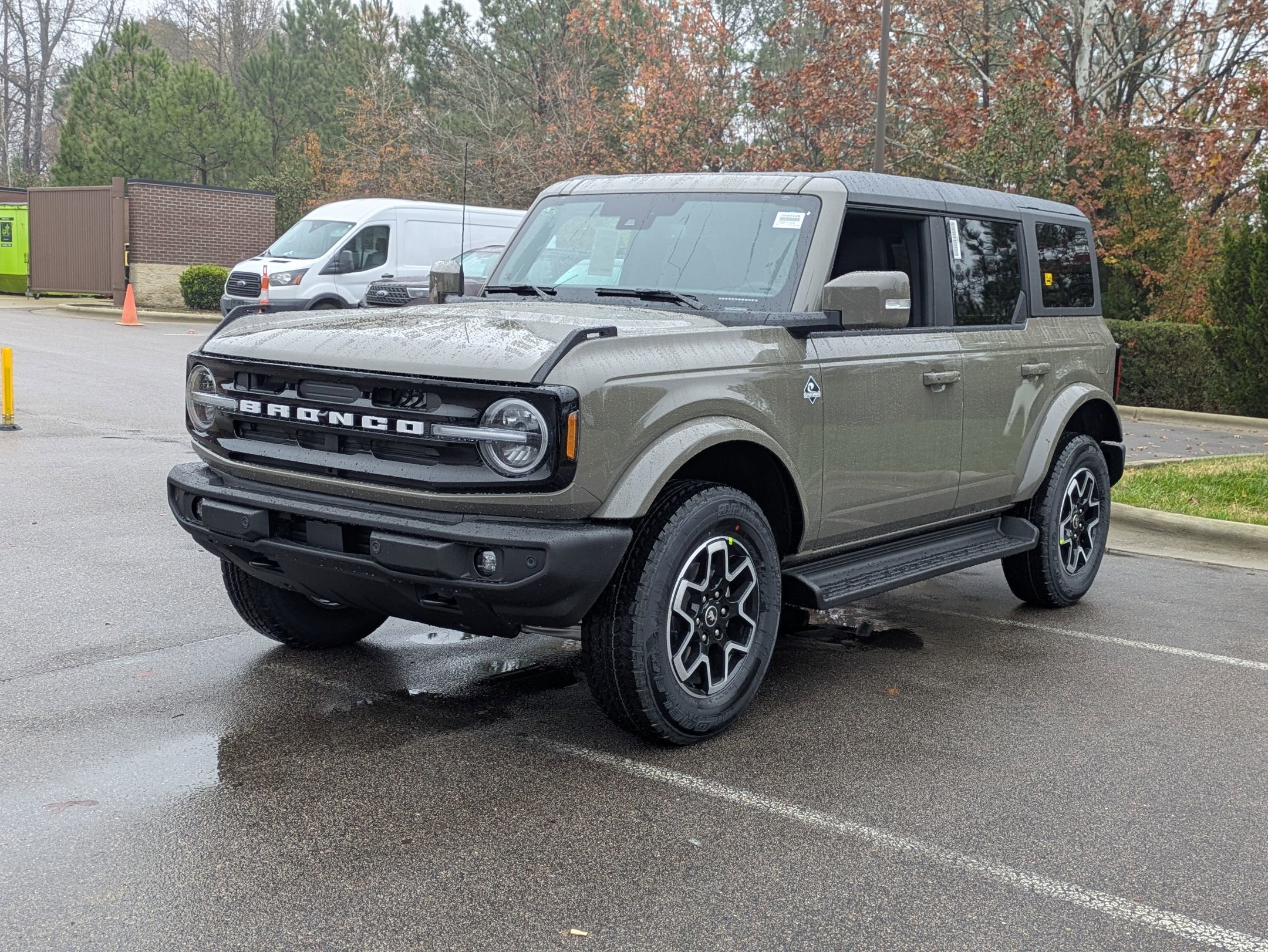 2025 Ford Bronco Outer Banks
