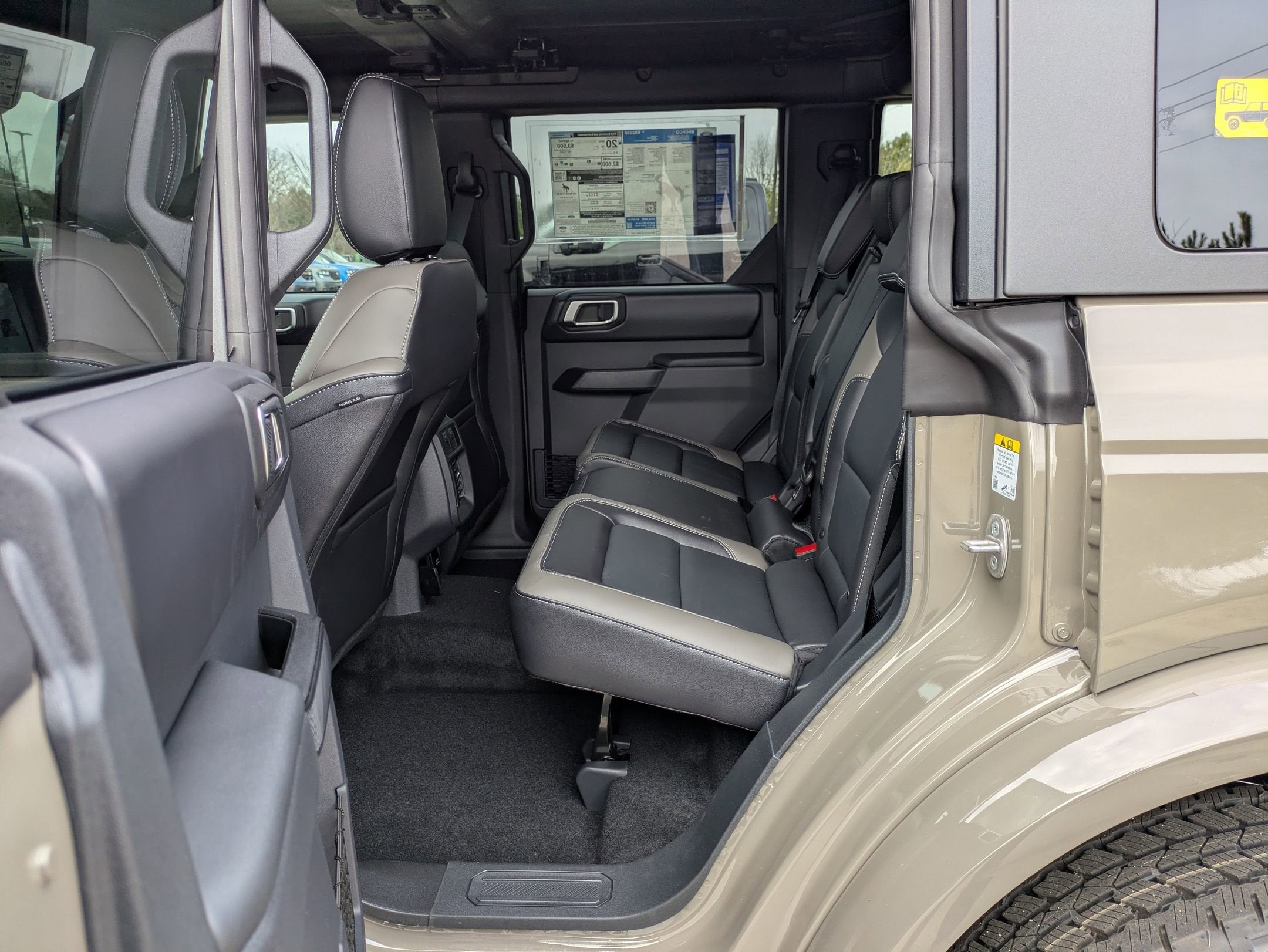 2025 Ford Bronco Outer Banks