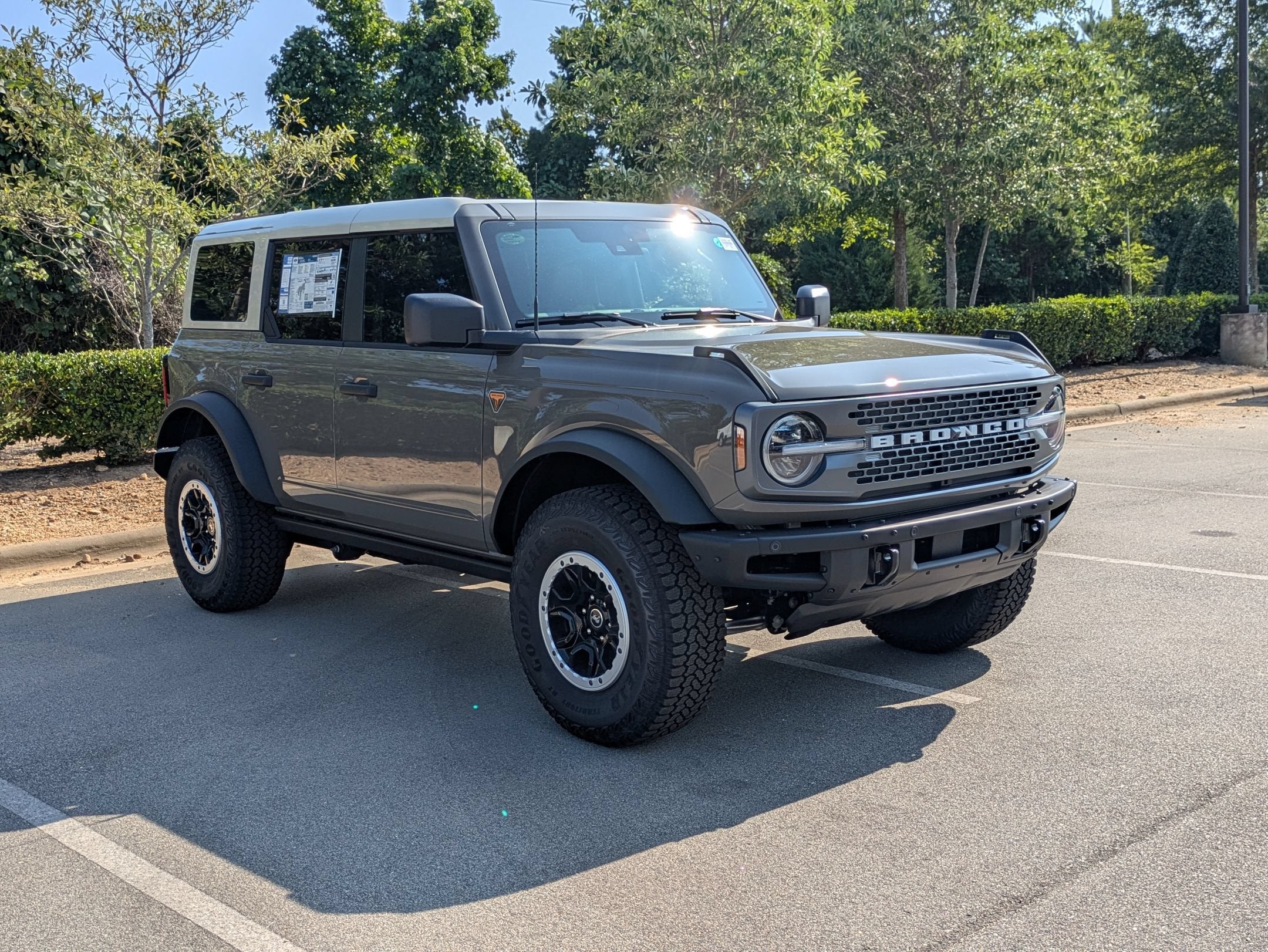 2026 Ford Bronco Badlands