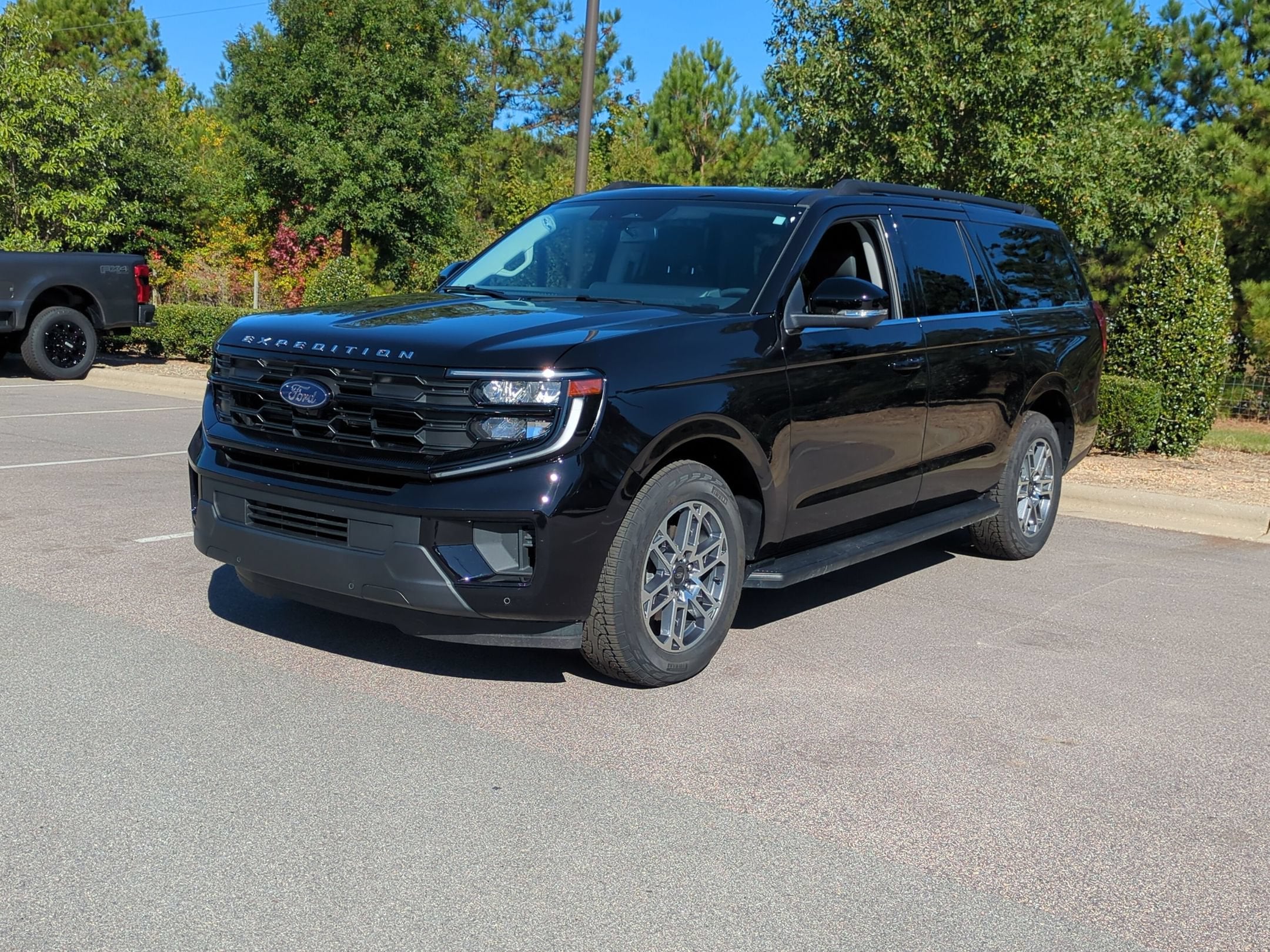 2026 Ford Expedition Max Active - Crossroads Courtesy Demo