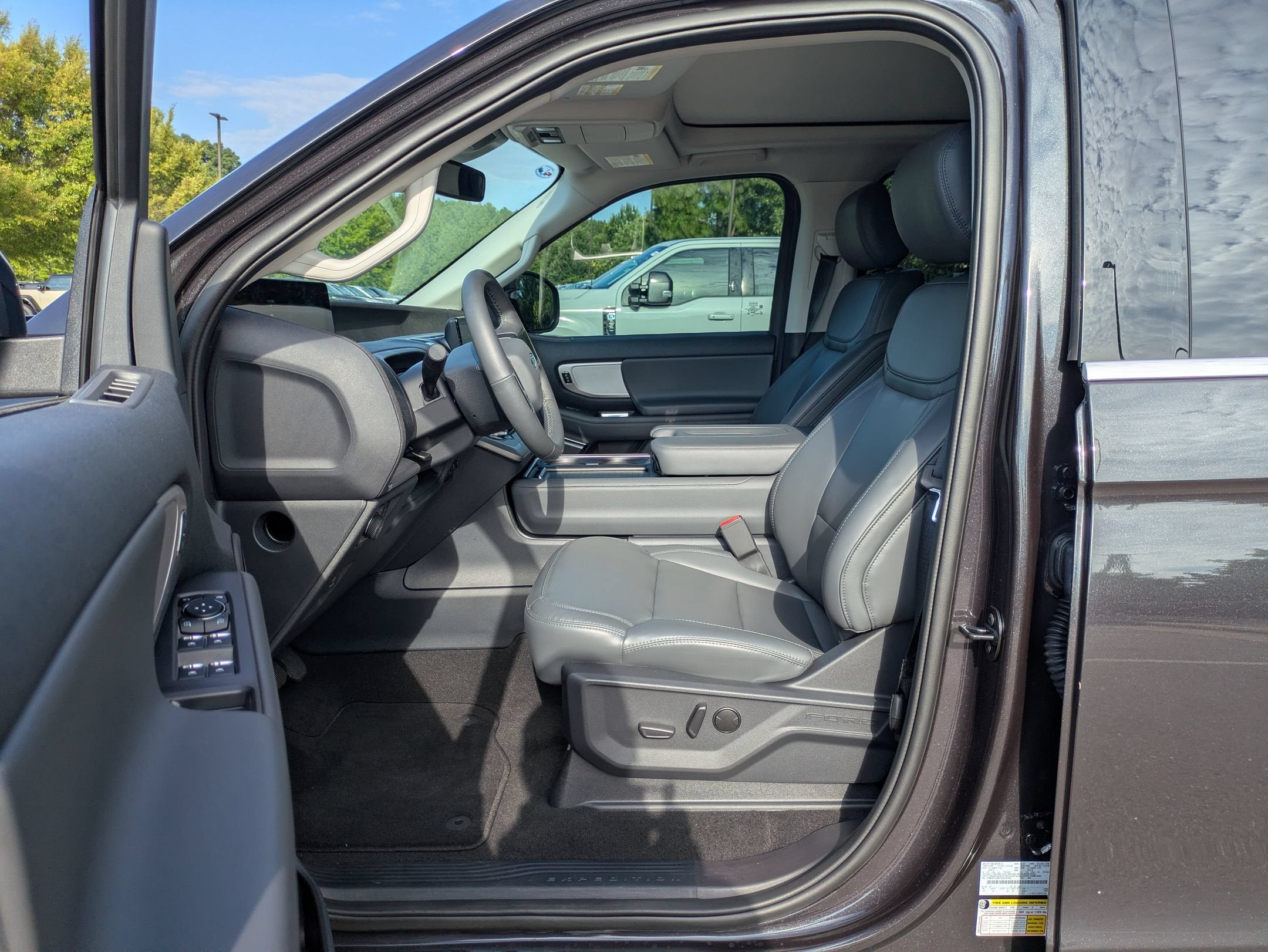 2026 Ford Expedition Max Active - Crossroads Courtesy Demo