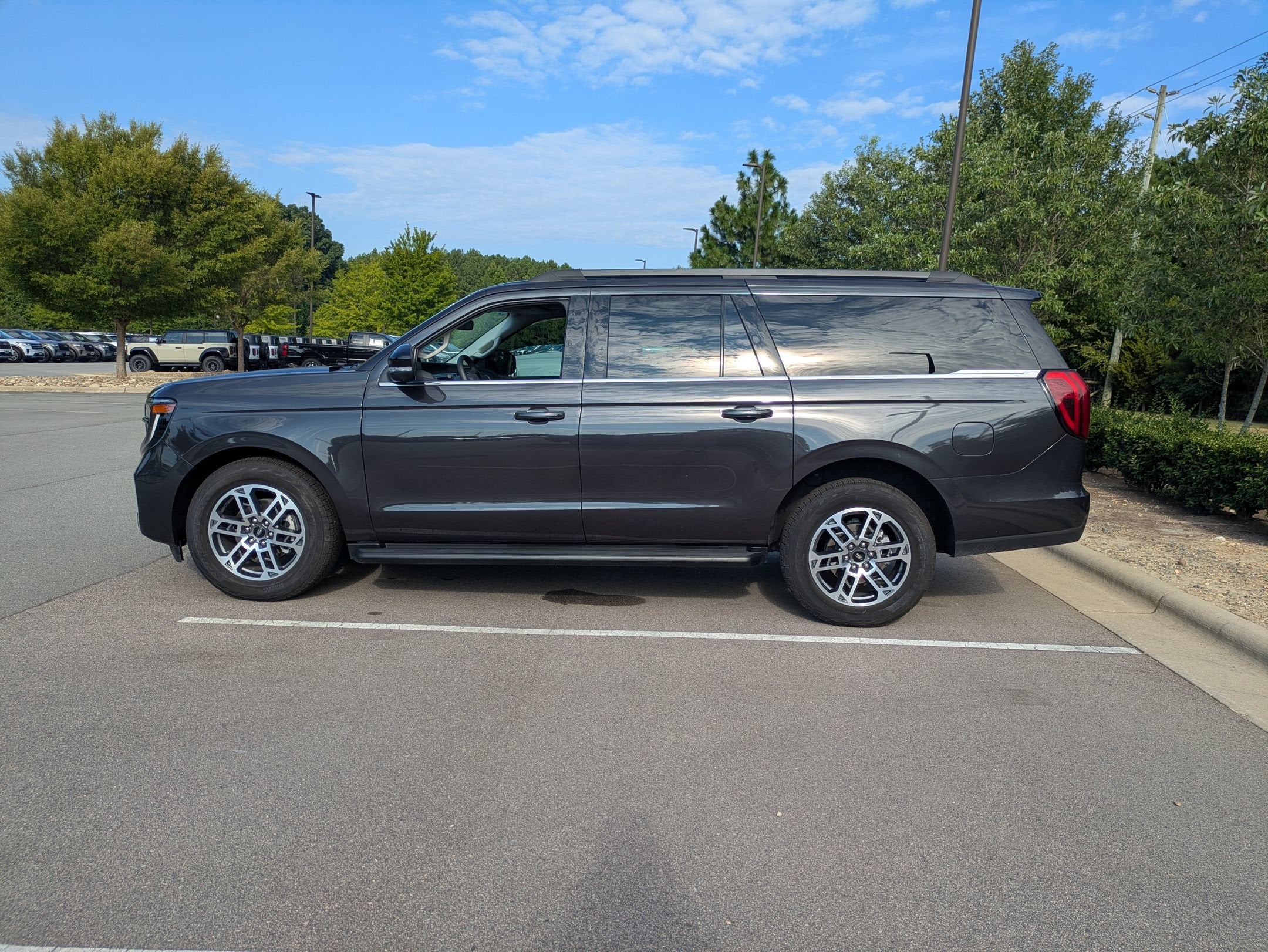2026 Ford Expedition Max Active - Crossroads Courtesy Demo