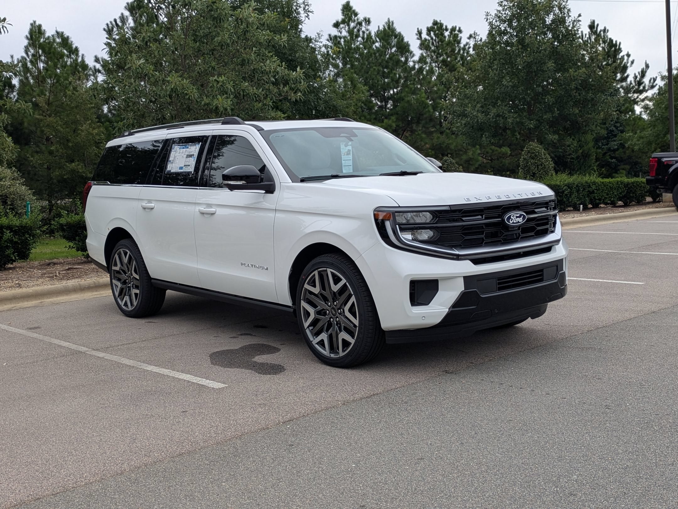 2027 Ford Expedition Max Platinum