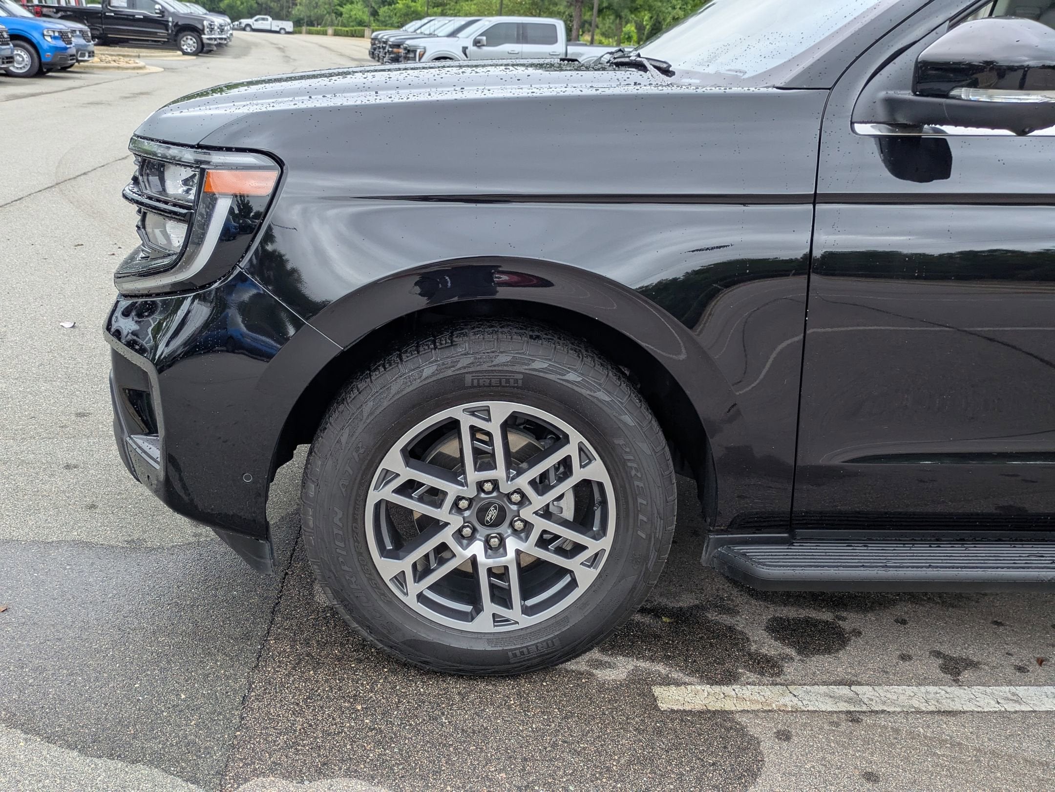 2025 Ford Expedition Active