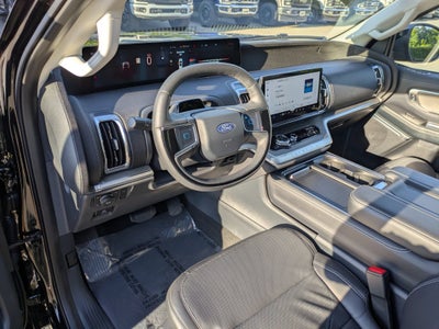 2025 Ford Expedition Platinum