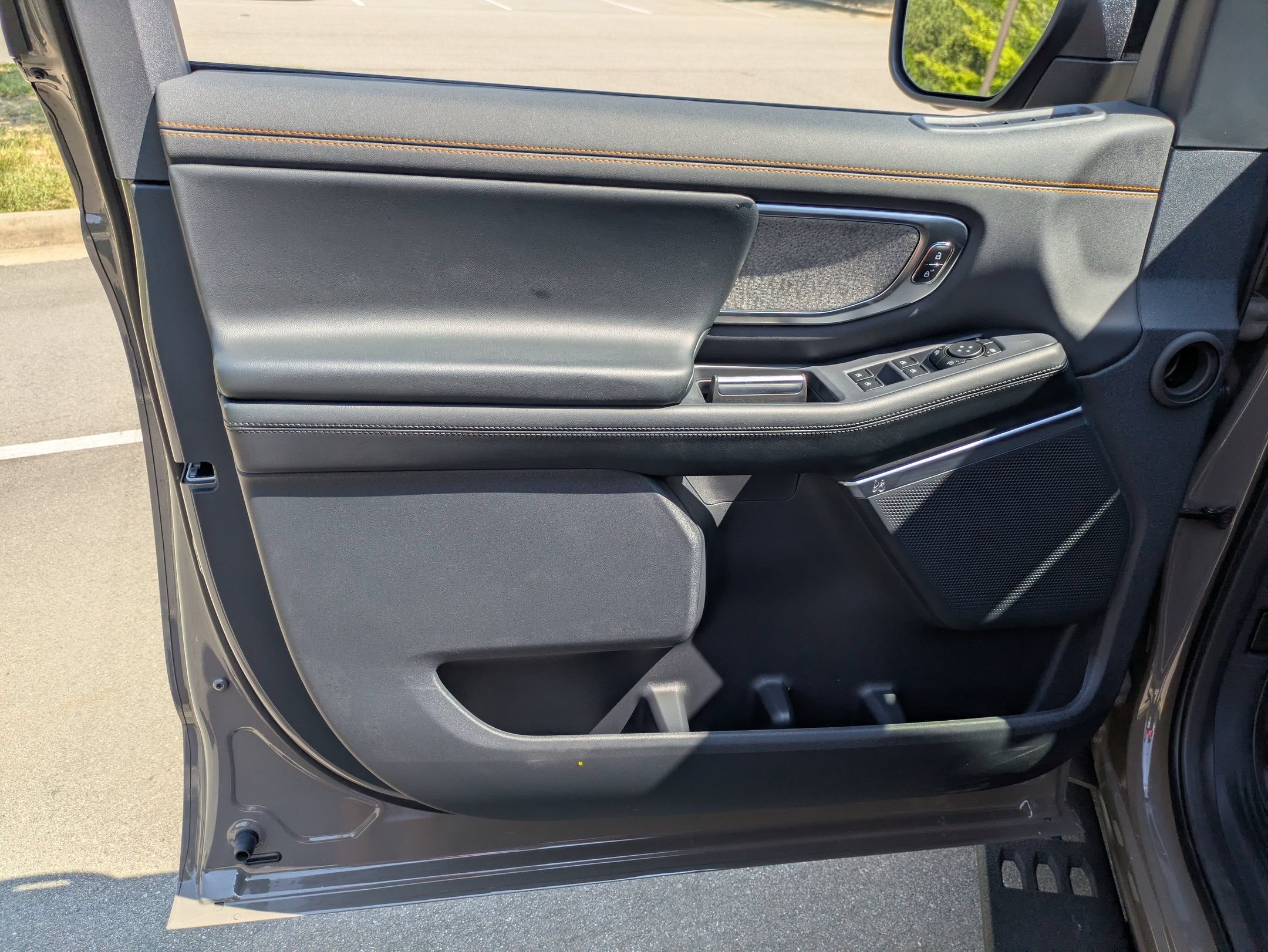 2027 Ford Expedition Tremor