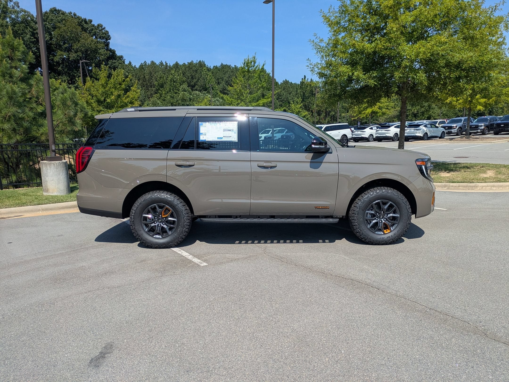 2027 Ford Expedition Tremor