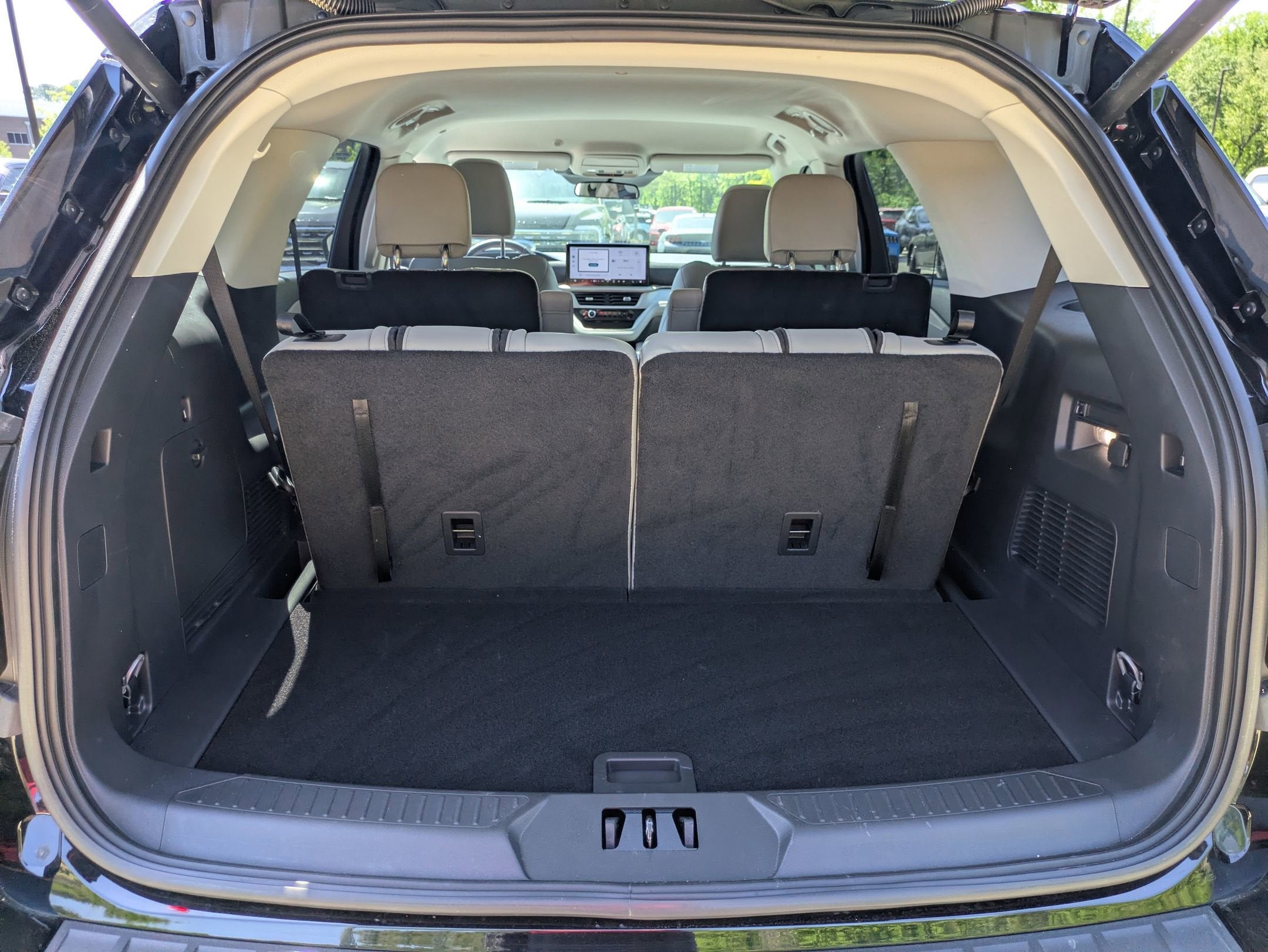 2026 Ford Explorer Active - Crossroads Courtesy Demo