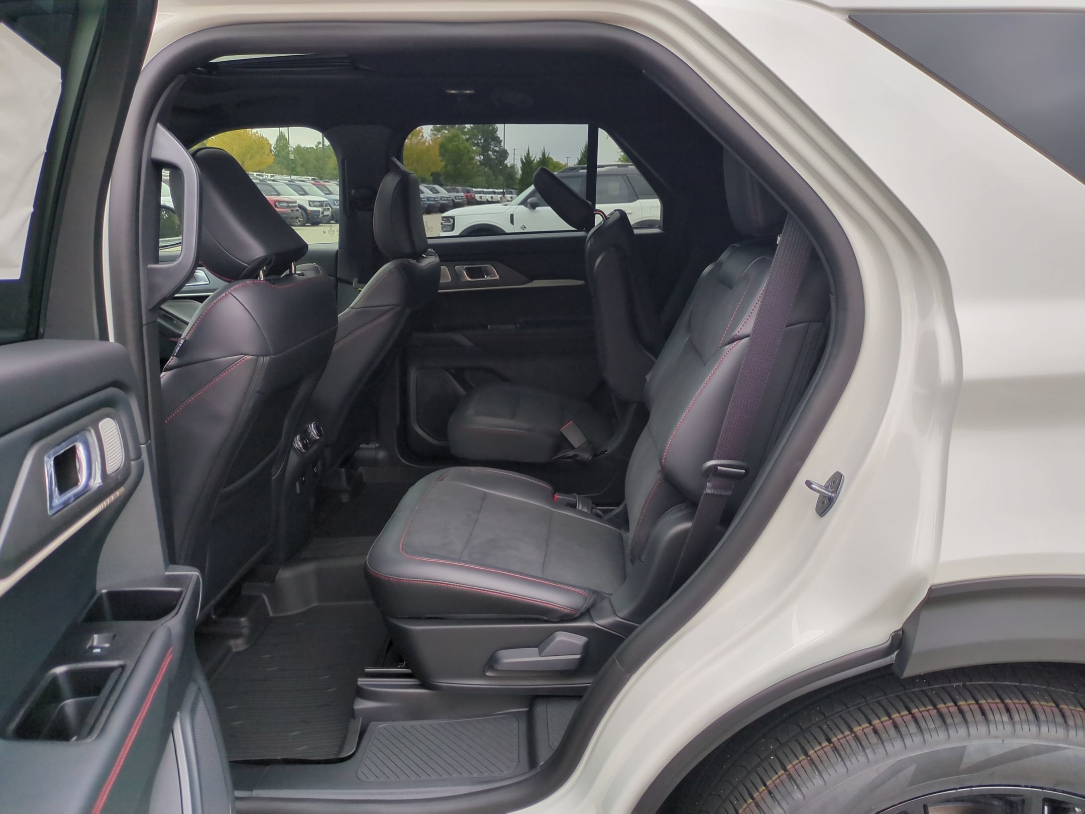 2027 Ford Explorer ST