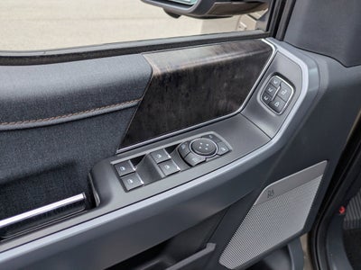 2023 Ford F-150 Lightning LARIAT