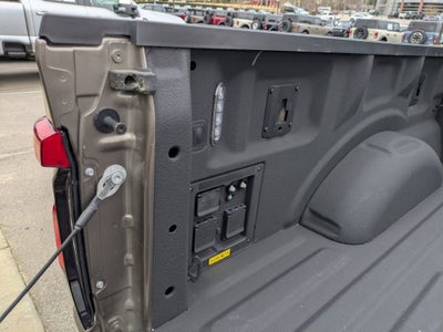 2023 Ford F-150 Lightning LARIAT