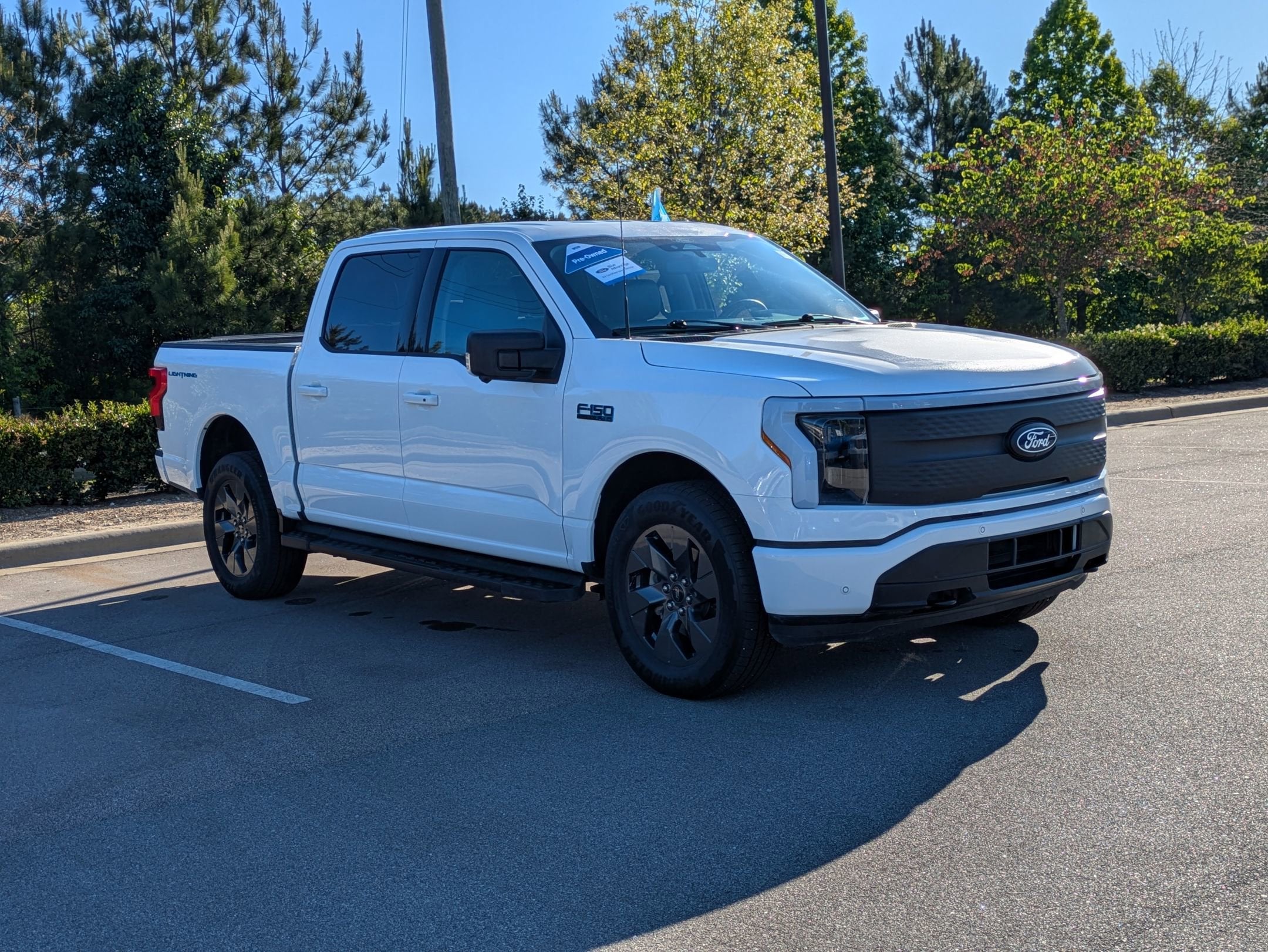 2025 Ford F-150 Lightning Flash