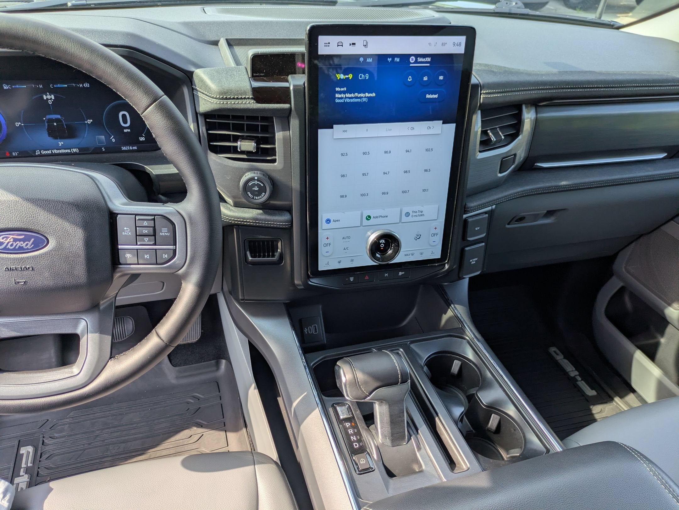 2025 Ford F-150 Lightning Flash