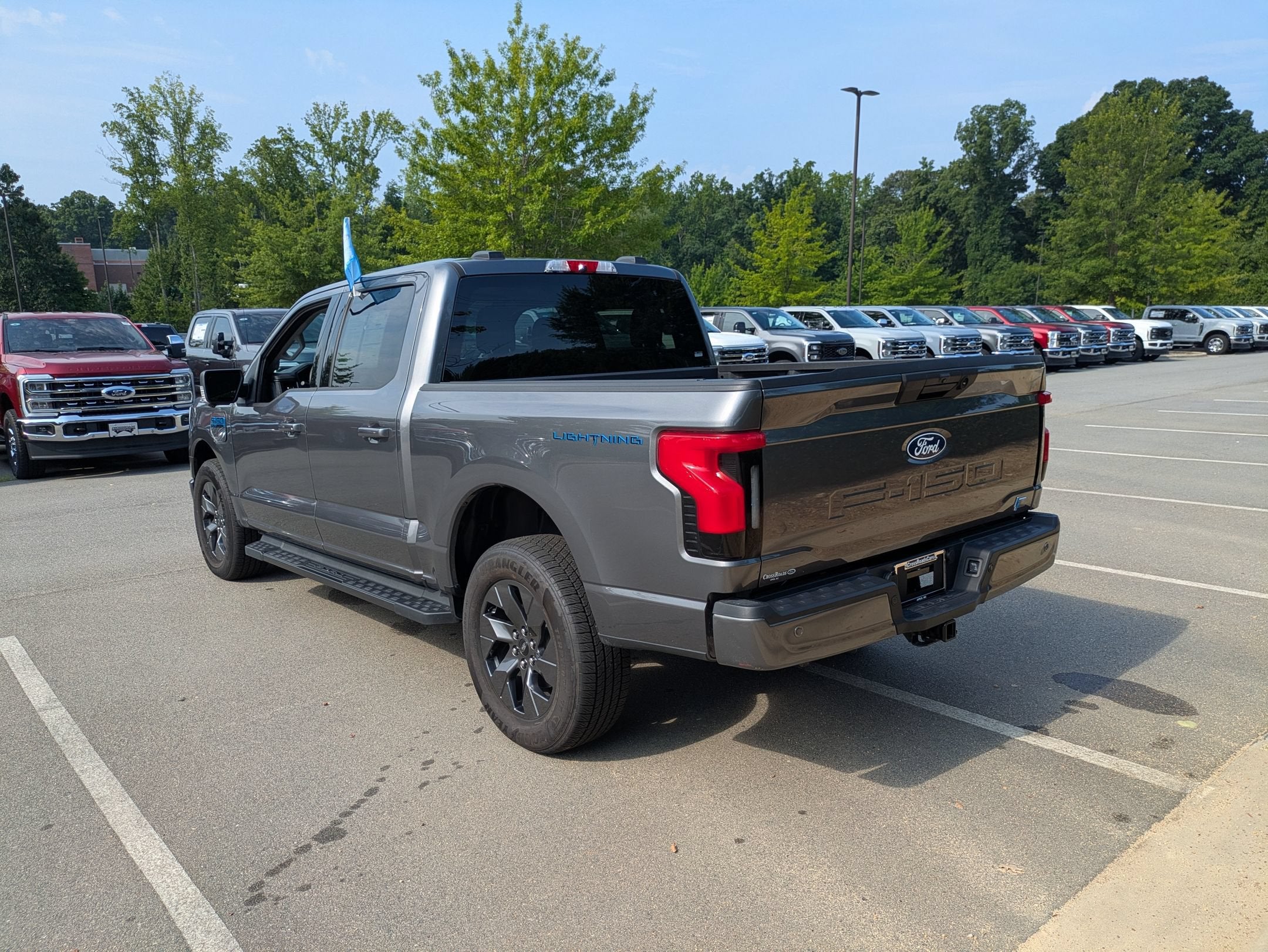 2025 Ford F-150 Lightning Flash