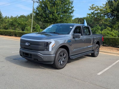 2025 Ford F-150 Lightning Flash