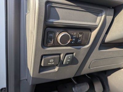 2025 Ford F-150 Lightning Platinum