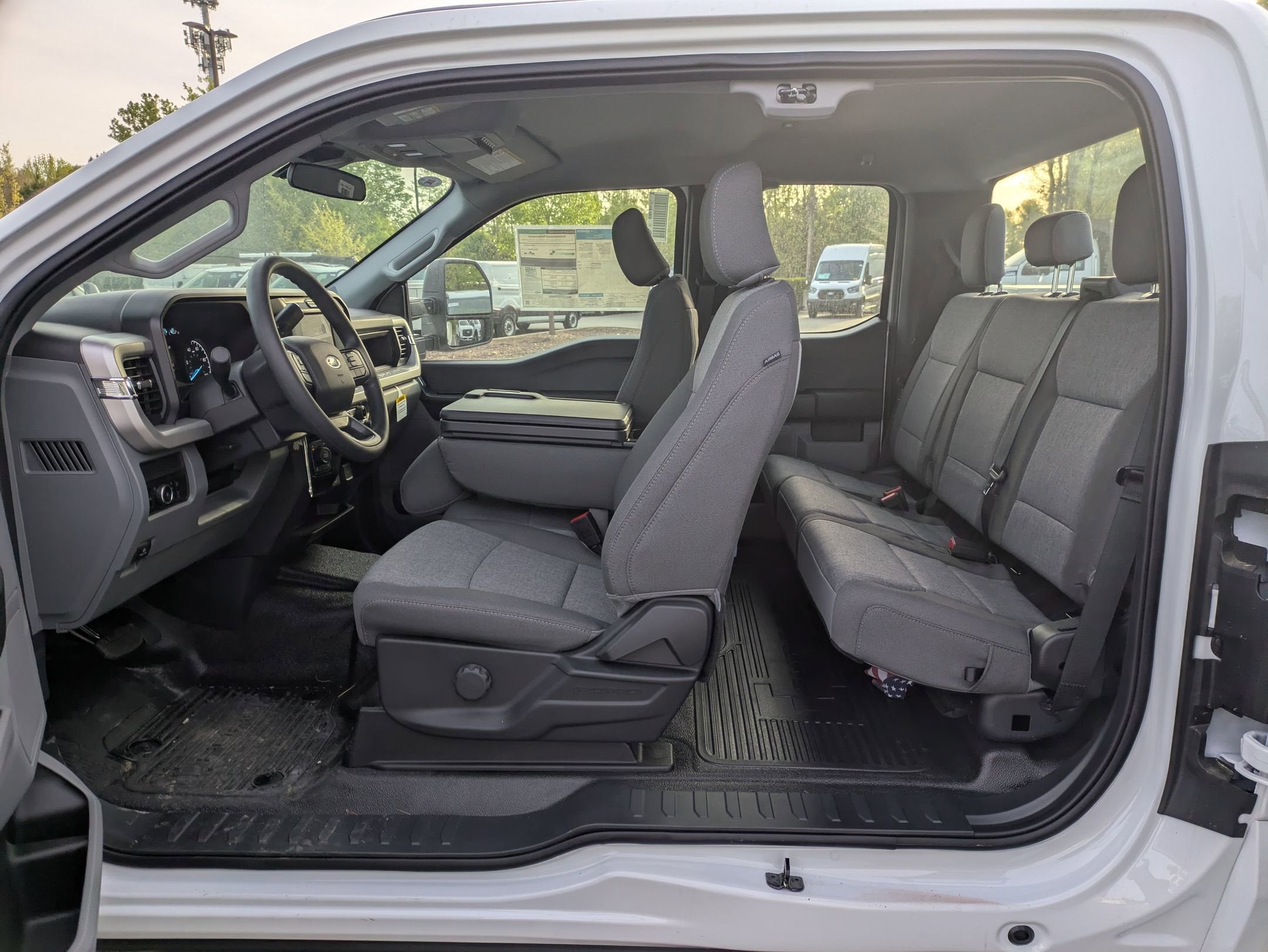 2025 Ford Super Duty F-250 SRW XL