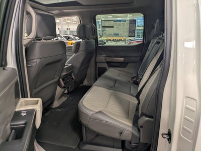 2026 Ford Super Duty F-250 SRW Platinum