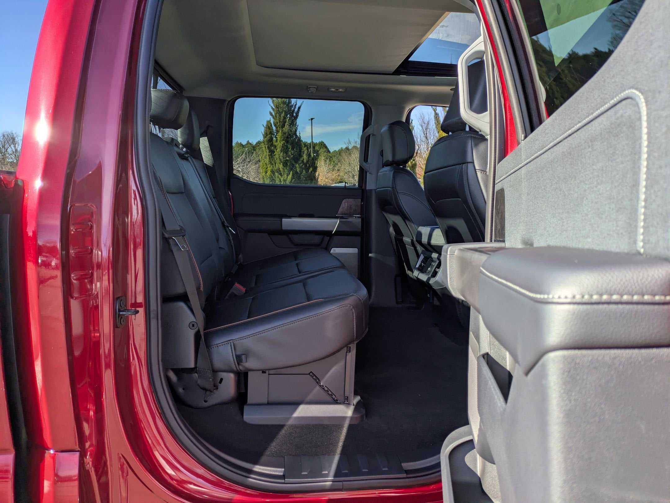 2025 Ford Super Duty F-250 SRW LARIAT