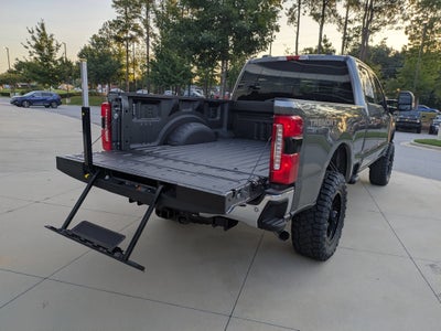 2026 Ford Super Duty F-250 SRW CUSTOM LARIAT LEVEL KIT WHEELS TIRES POWER BOARDS