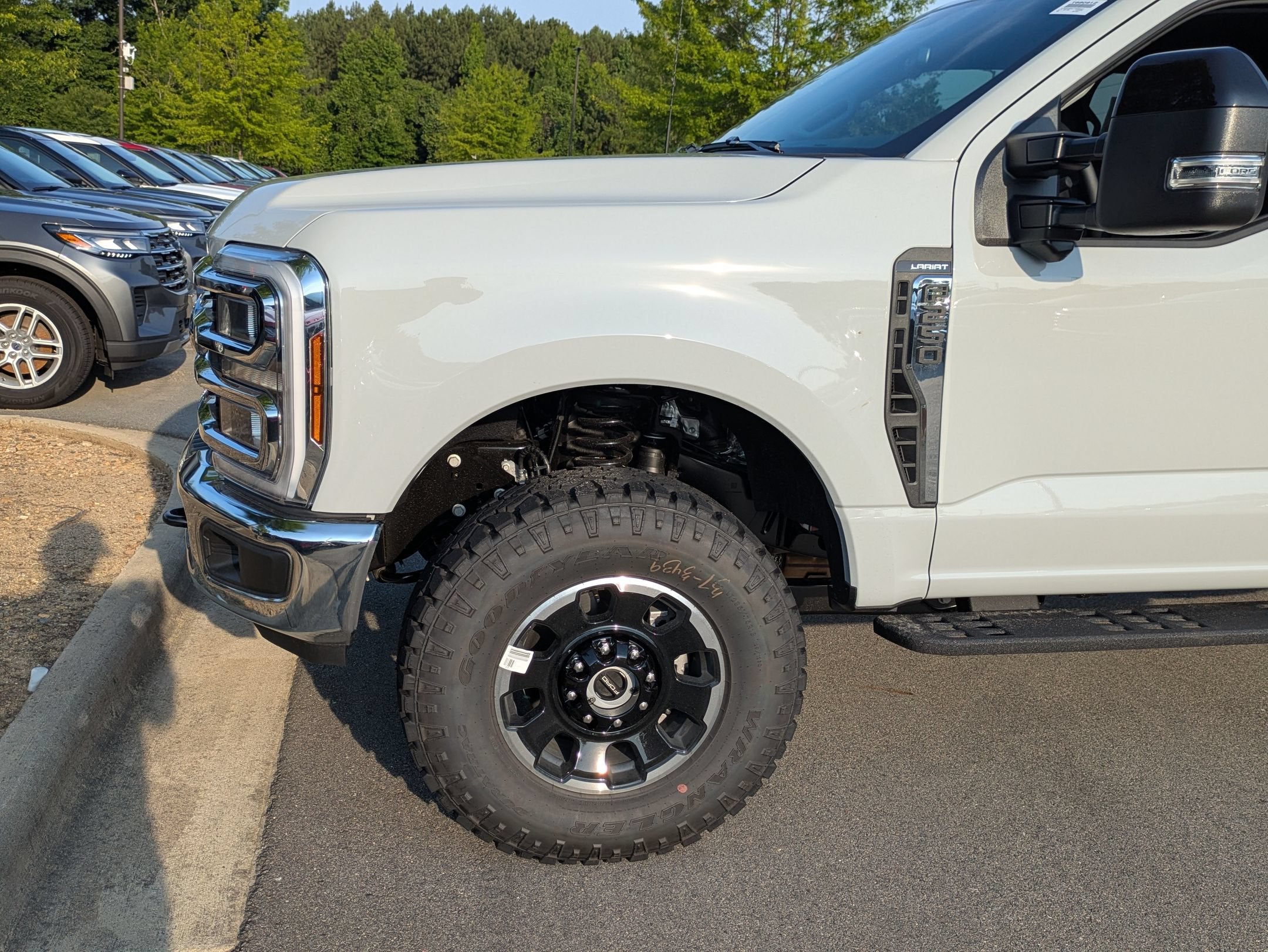 2026 Ford Super Duty F-250 SRW LARIAT