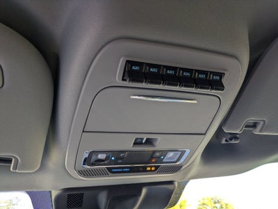 2027 Ford Super Duty F-250 SRW LARIAT