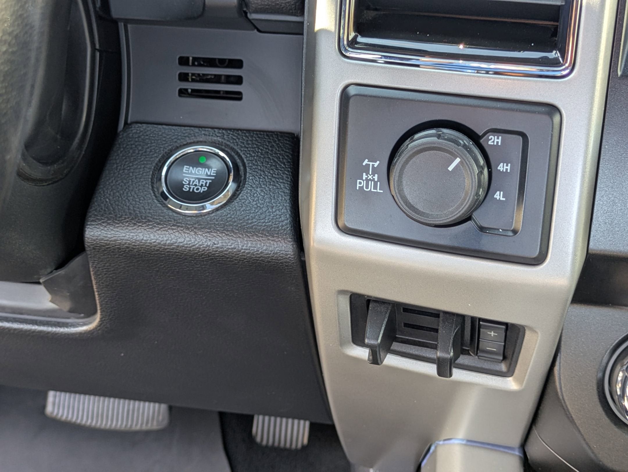 2021 Ford Super Duty F-250 SRW Lariat Rocky Ridge K2