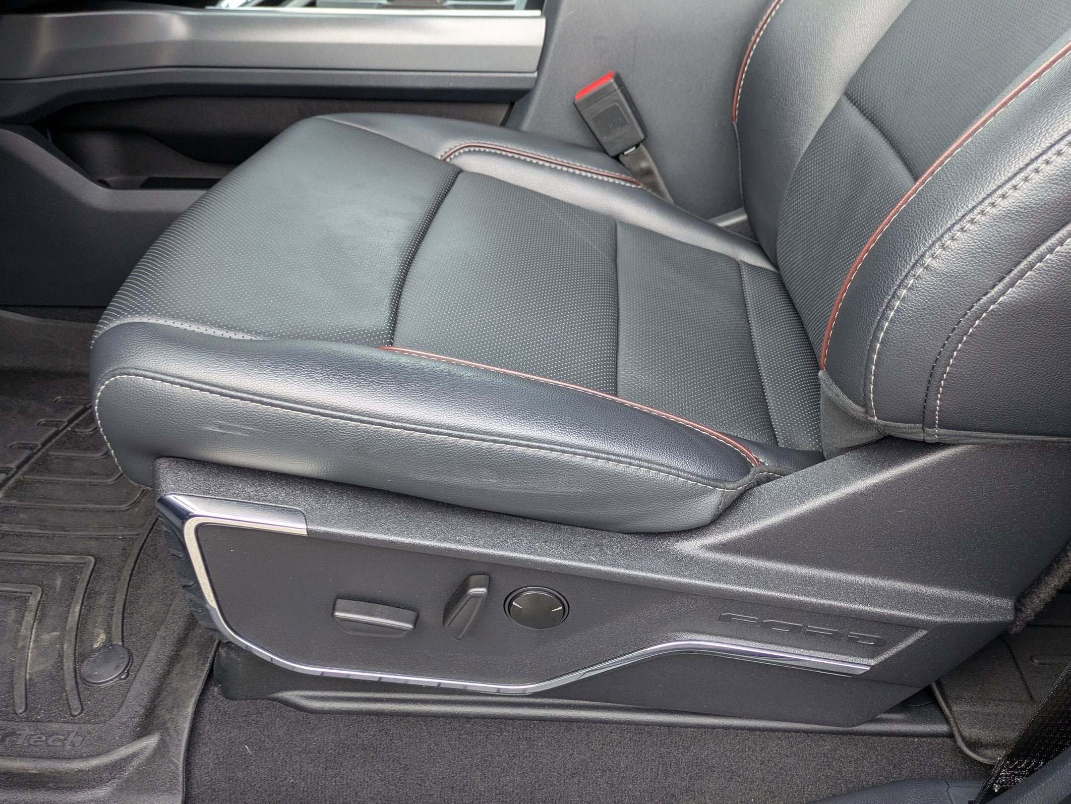 2024 Ford Super Duty F-250 SRW LARIAT