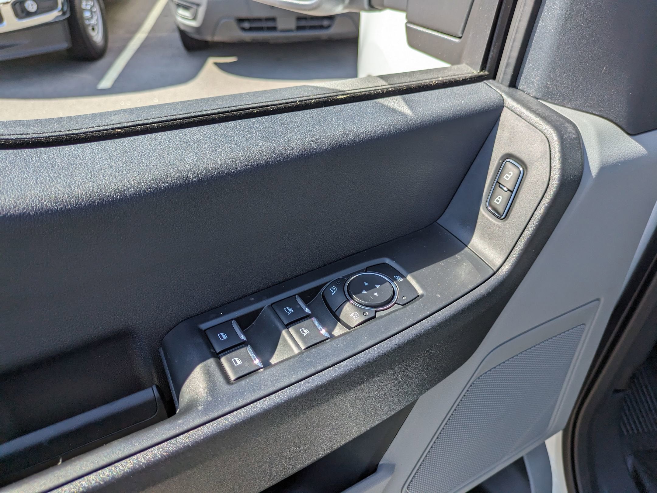 2025 Ford Super Duty F-350 SRW XL